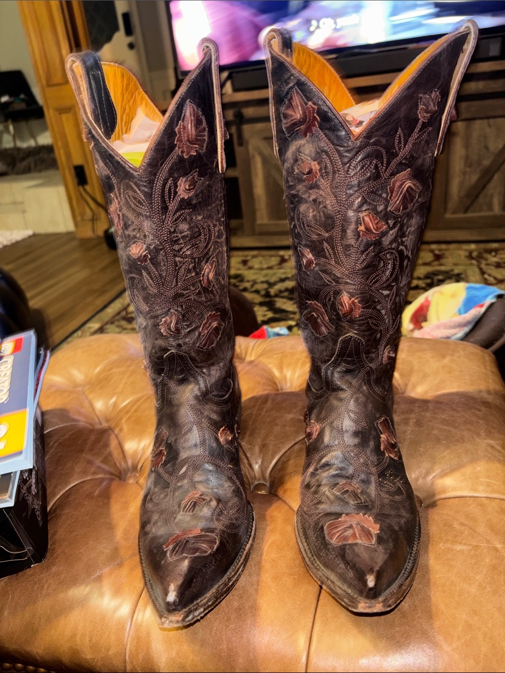 OLD GRINGO Western Embroidered Floral Cowboy Boots - size 8.5